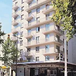 Kyriad Centre Hotel 3*