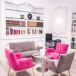 Kyriad Centre Hotel