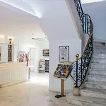 Kyriad Centre Hotel