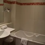 Kyriad Centre Hotel 3*
