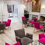 Kyriad Centre Hotel 3*