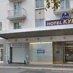 Kyriad Centre 3* Tours