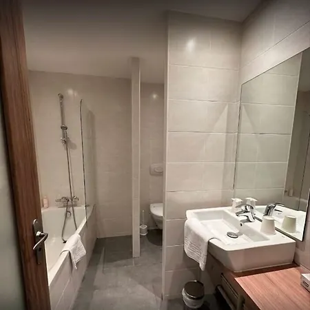Hotel Kyriad Centre