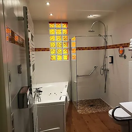 Kyriad Centre 3* Tours