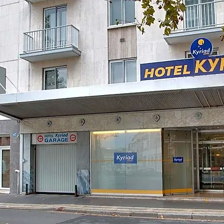 Hotel Kyriad Centre Tours