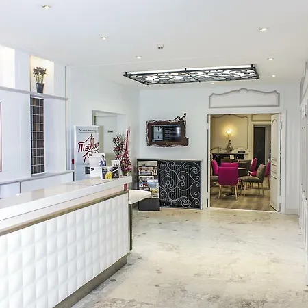Hotel Kyriad Centre