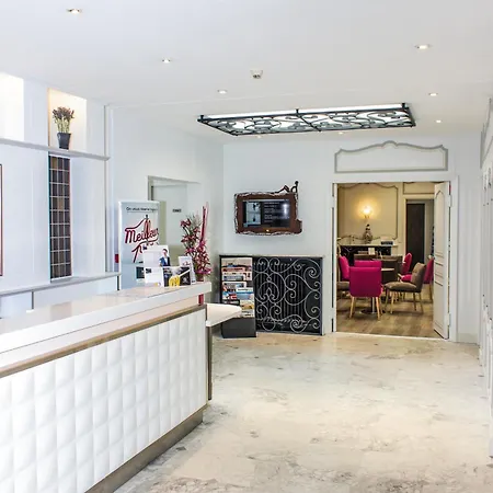 فندق Kyriad Centre