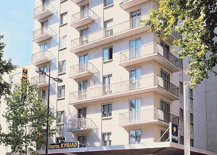 Kyriad Centre Hotel 3*