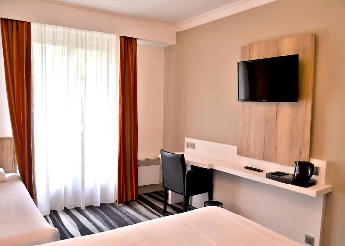 Kyriad Centre Hotel Tours