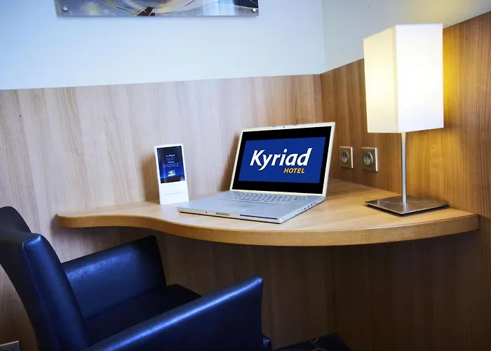 מלון Kyriad Centre טור