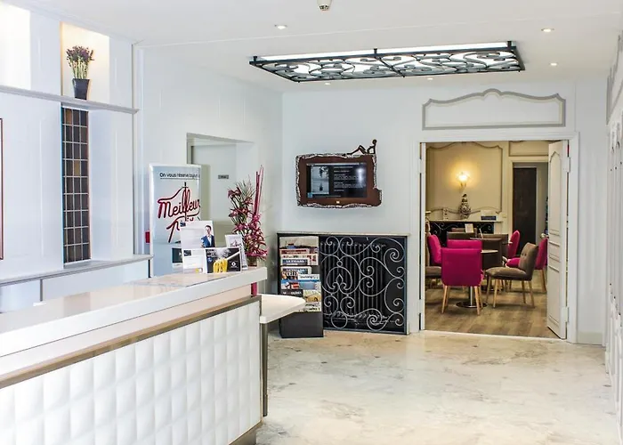 מלון Kyriad Centre